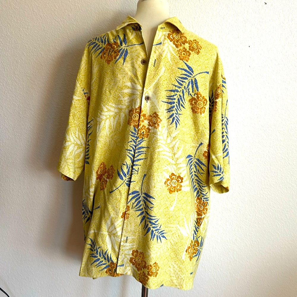 Tommy Bahama Short-Sleeve Shirt   Size XL